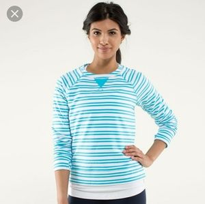 Lululemon voyage pullover